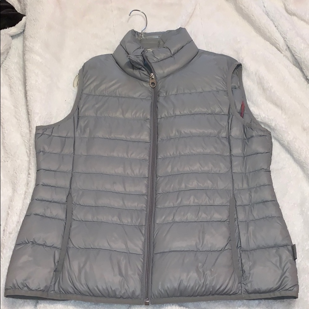 Calvin Klein Vest
